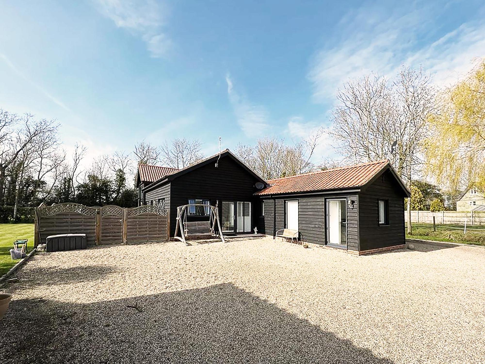 The Muse By The Suffolk Cottage Collection Framlingham Exterior photo